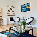 Holiday home Csodakertes Kishaz Balatonfuzfon