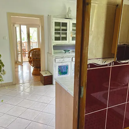 Holiday home Csodakertes Kishaz Balatonfuzfon