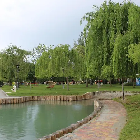 Csodakertes Kishaz Balatonfuzfon Balatonfůzfő