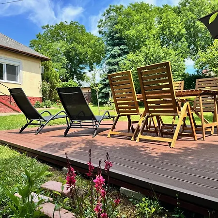 Vakantiehuis Csodakertes Kishaz Balatonfuzfon *