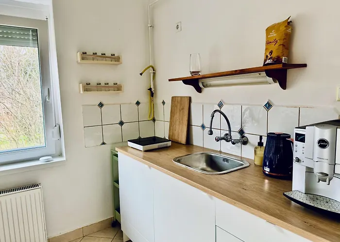 別荘 Csodakertes Kishaz Balatonfuzfon