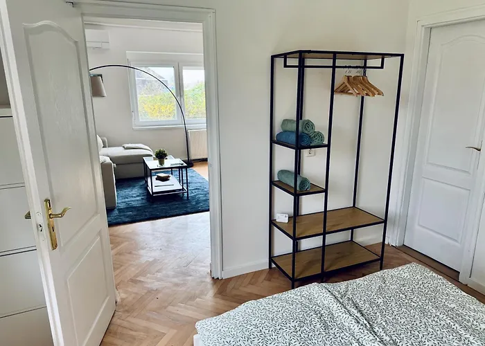 Csodakertes Kishaz Balatonfuzfon * Balatonfůzfő