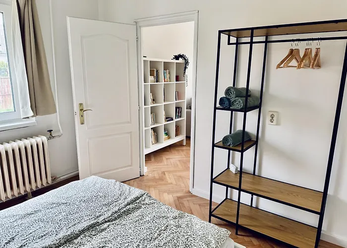 別荘 Csodakertes Kishaz Balatonfuzfon *