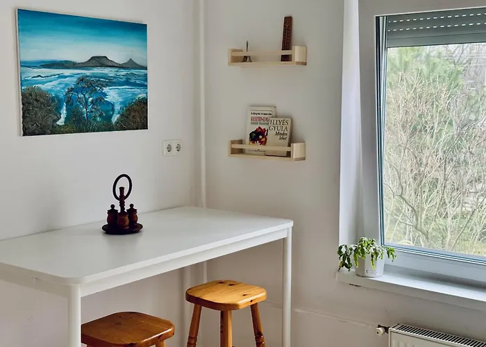 Csodakertes Kishaz Balatonfuzfon 別荘 *